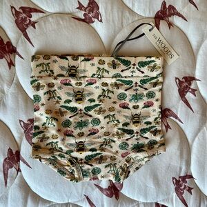 Kate Quinn Litho Bees Bloomers 🐝